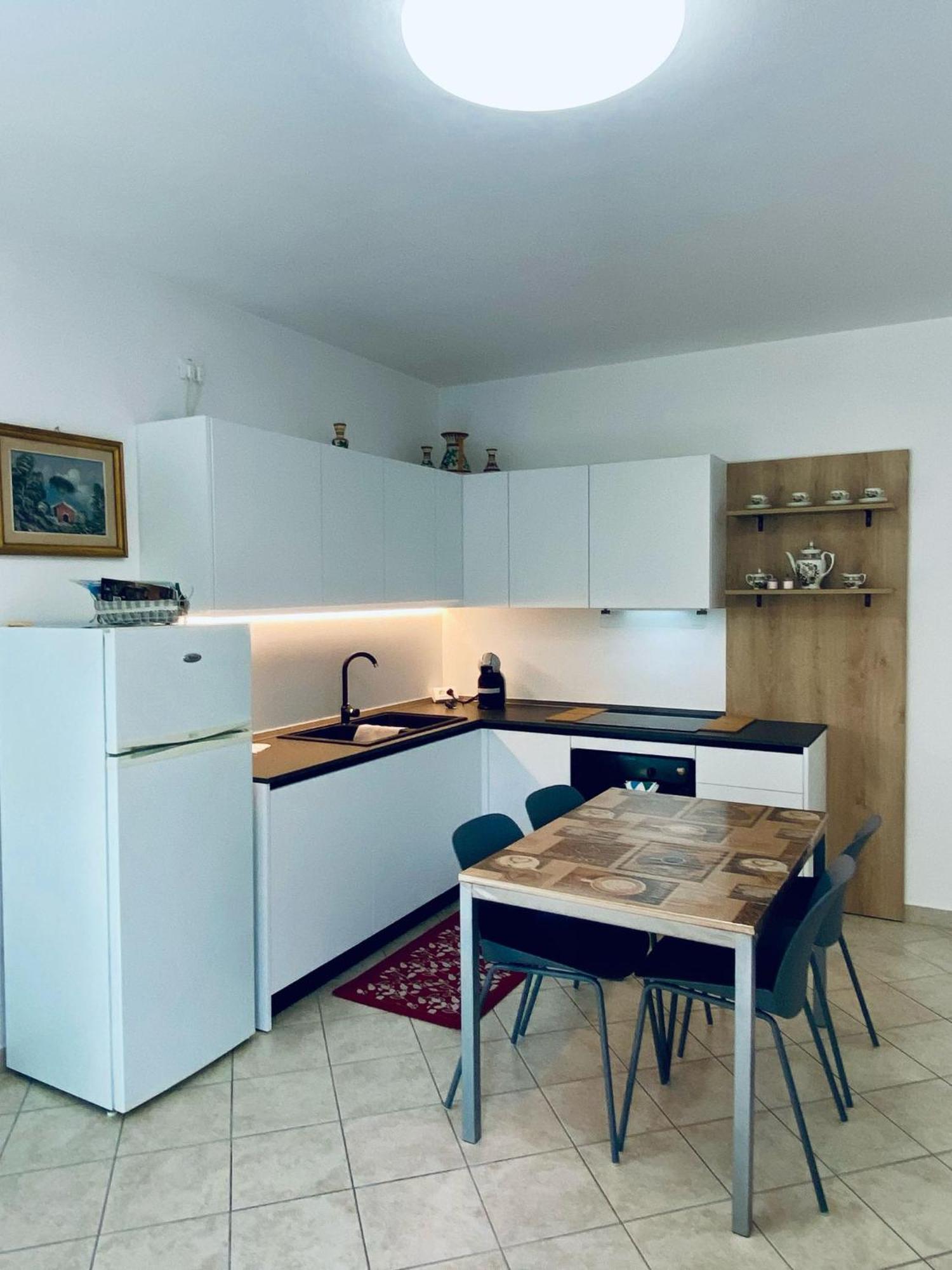 Alma Apartment Sirmione Zewnętrze zdjęcie