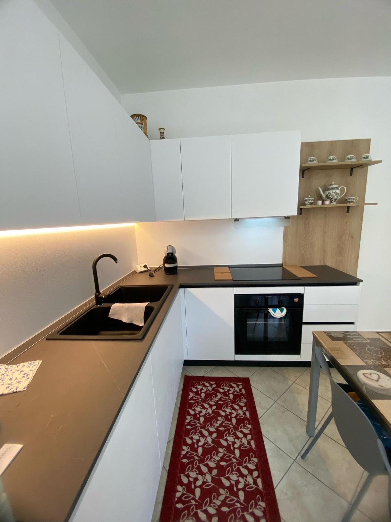 Alma Apartment Sirmione Zewnętrze zdjęcie